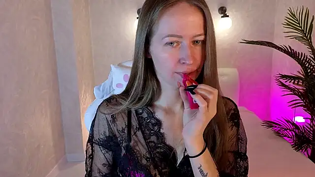 Snapshot of bella_li__ chatting on November 8, 2025, 12:58 am bella li online show from November 8, 2025, 12:58 am