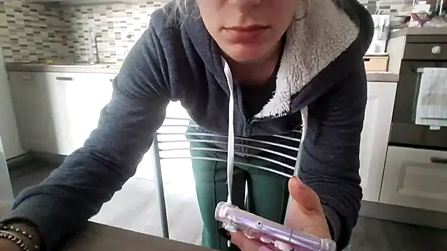 Snapshot of Camaleontica chatting on October 31, 2025, 11:07 am Camaleontica online show from October 31, 2025, 11:07 am