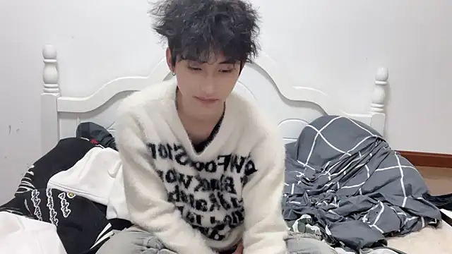 yangyang-2563 online show from October 21, 2025, 2:49 pm