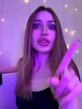 Snapshot of Elizabeth_Tay chatting on November 29, 2025, 5:46 pm Elizabeth Tay online show from November 29, 2025, 5:46 pm