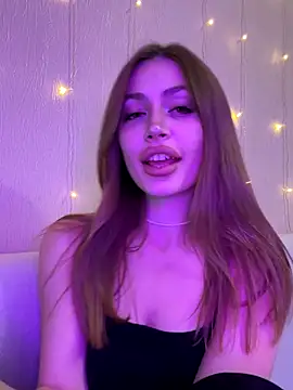 Snapshot of Elizabeth_Tay chatting on November 28, 2025, 4:18 pm Elizabeth Tay online show from November 28, 2025, 4:18 pm