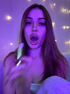 Snapshot of Elizabeth_Tay chatting on November 9, 2025, 6:12 pm Elizabeth Tay online show from November 9, 2025, 6:12 pm