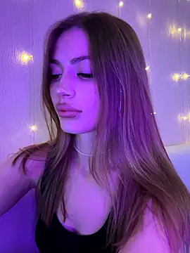 Snapshot of Elizabeth_Tay chatting on November 8, 2025, 5:16 pm Elizabeth Tay online show from November 8, 2025, 5:16 pm