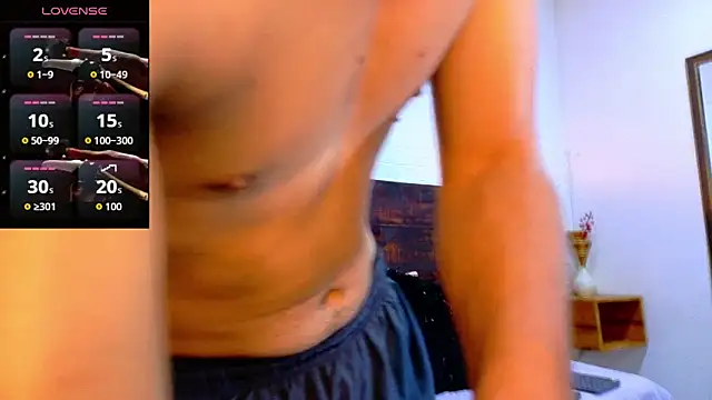 JhosuaVega online show from October 22, 2025, 7:13 pm