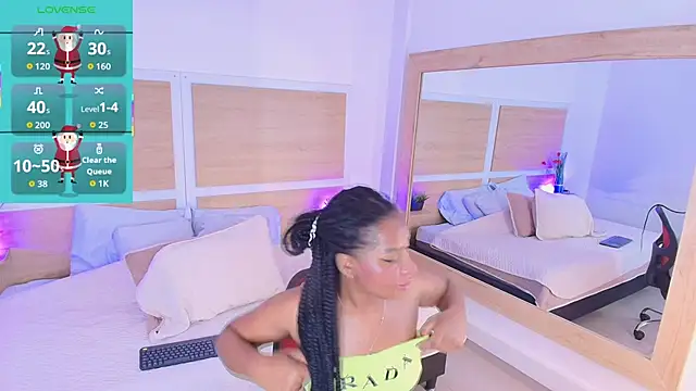 ValeryCortezm online show from November 11, 2025, 12:22 pm