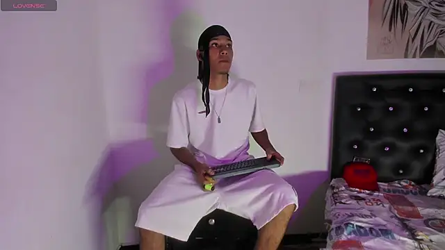 Snapshot of xxKamadevaxx chatting on January 8, 2026, 12:38 am xxKamadevaxx online show from January 8, 2026, 12:38 am