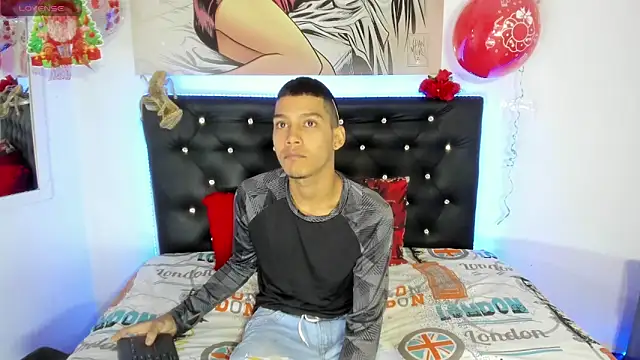 Snapshot of xxKamadevaxx chatting on December 22, 2025, 12:49 pm xxKamadevaxx online show from December 22, 2025, 12:49 pm