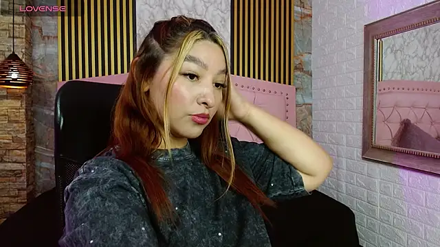 Snapshot of daphne_walton chatting on September 19, 2025, 11:58 am daphne walton online show from September 19, 2025, 11:58 am