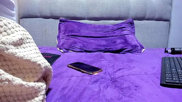 Snapshot of Shantal__G chatting on November 8, 2025, 8:51 am Shantal G online show from November 8, 2025, 8:51 am