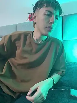 NaytonFreeman online show from February 9, 2026, 12:25 pm