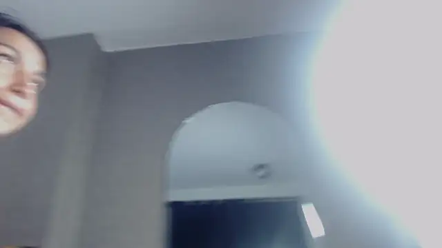 Snapshot of Keila_Fg chatting on November 10, 2025, 9:09 pm Keila Fg online show from November 10, 2025, 9:09 pm