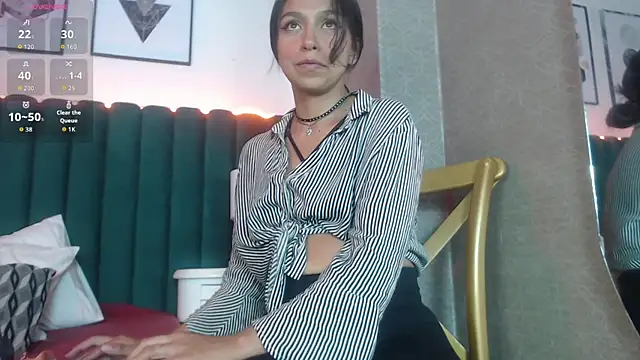 Snapshot of Keila_Fg chatting on November 21, 2025, 7:46 pm Keila Fg online show from November 21, 2025, 7:46 pm