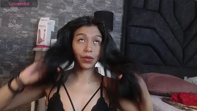 Snapshot of Keila_Fg chatting on February 25, 2026, 3:40 am Keila Fg online show from February 25, 2026, 3:40 am