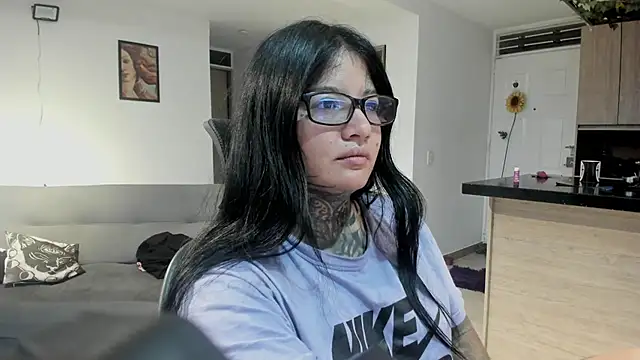 Unatatuada online show from April 9, 2026, 10:54 am