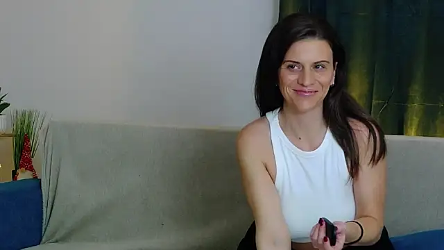 Snapshot of ScarlettNoirr chatting on December 14, 2025, 8:36 pm ScarlettNoirr online show from December 14, 2025, 8:36 pm