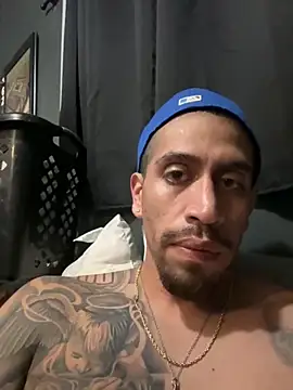 Snapshot of busnfatnutsLildee chatting on March 7, 2026, 7:04 am busnfatnutsLildee online show from March 7, 2026, 7:04 am