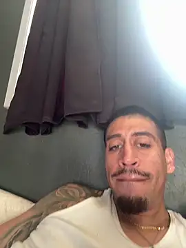 Snapshot of busnfatnutsLildee chatting on March 8, 2026, 5:05 pm busnfatnutsLildee online show from March 8, 2026, 5:05 pm