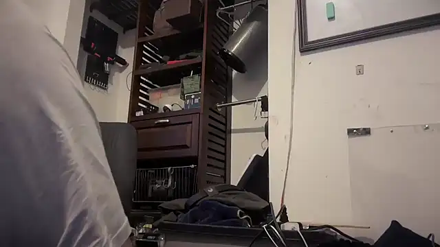 Snapshot of jasoncali305 chatting on December 1, 2025, 2:51 pm jasoncali305 online show from December 1, 2025, 2:51 pm