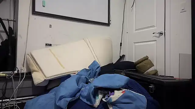 Snapshot of jasoncali305 chatting on November 29, 2025, 9:48 pm jasoncali305 online show from November 29, 2025, 9:48 pm