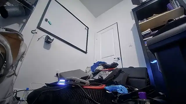 Snapshot of jasoncali305 chatting on November 13, 2025, 8:07 am jasoncali305 online show from November 13, 2025, 8:07 am