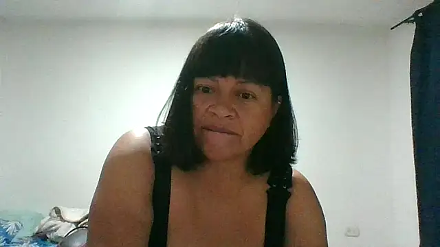 adri89-g online show from February 24, 2026, 9:43 am