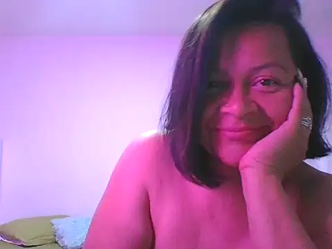 adri89-g online show from September 11, 2025, 9:26 pm