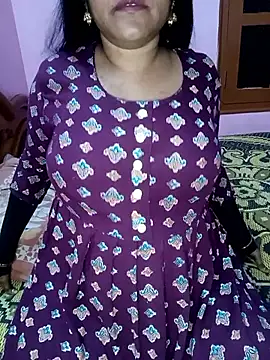 Snapshot of KannadaTamilTeluguBeauty chatting on November 16, 2025, 3:06 pm KannadaTamilTeluguBeauty online show from November 16, 2025, 3:06 pm