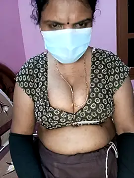 Snapshot of KannadaTamilTeluguBeauty chatting on January 17, 2026, 8:01 pm KannadaTamilTeluguBeauty online show from January 17, 2026, 8:01 pm