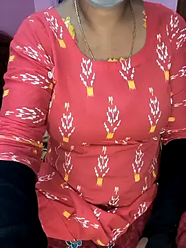 Snapshot of KannadaTamilTeluguBeauty chatting on December 16, 2025, 3:38 pm KannadaTamilTeluguBeauty online show from December 16, 2025, 3:38 pm