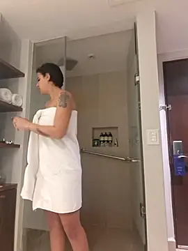 Alexis21821 online show from January 8, 2026, 1:22 am