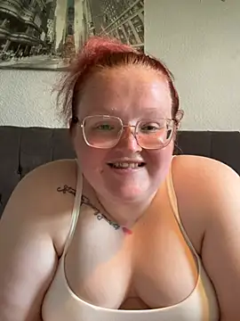 AmberBliss-X online show from May 28, 2026, 6:47 pm