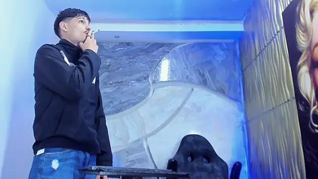 Iam Steven online show from December 21, 2025, 4:03 am