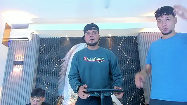 Iam Steven online show from October 12, 2025, 1:23 pm