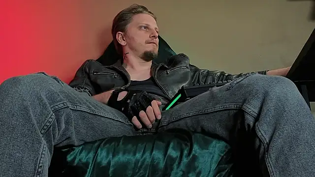 Snapshot of Vincent_Hardman chatting on February 6, 2026, 4:25 pm Vincent Hardman online show from February 6, 2026, 4:25 pm