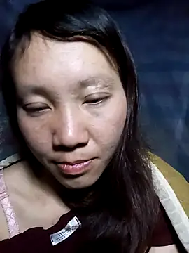 Snapshot of bonnie-00 chatting on December 3, 2025, 4:06 pm bonnie-00 online show from December 3, 2025, 4:06 pm