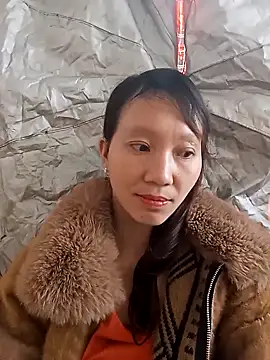 Snapshot of bonnie-00 chatting on November 18, 2025, 3:54 am bonnie-00 online show from November 18, 2025, 3:54 am