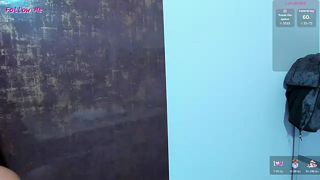 Snapshot of cherry_skinny_ chatting on November 9, 2025, 4:27 am cherry skinny online show from November 9, 2025, 4:27 am