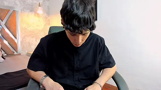 Snapshot of kraven_lust chatting on November 29, 2025, 3:06 am kraven lust online show from November 29, 2025, 3:06 am