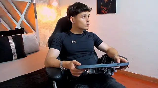 Snapshot of kraven_lust chatting on October 10, 2025, 3:07 am kraven lust online show from October 10, 2025, 3:07 am