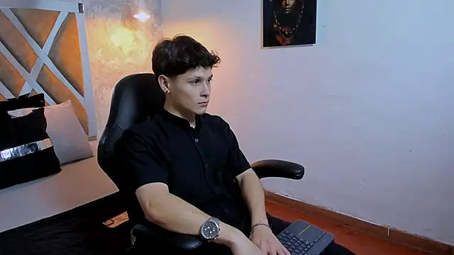 Snapshot of kraven_lust chatting on October 14, 2025, 3:07 am kraven lust online show from October 14, 2025, 3:07 am