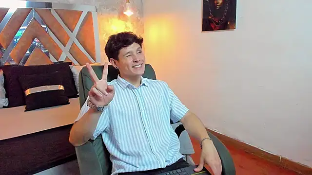 Snapshot of kraven_lust chatting on September 25, 2025, 3:01 am kraven lust online show from September 25, 2025, 3:01 am