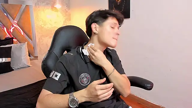 Snapshot of kraven_lust chatting on October 22, 2025, 2:55 am kraven lust online show from October 22, 2025, 2:55 am