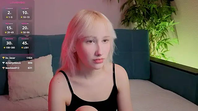 evlica online show from March 14, 2026, 2:12 pm