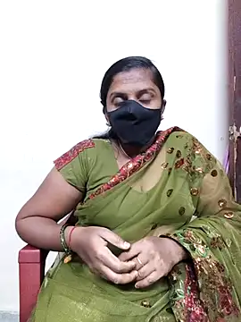 Snapshot of Sowjanya-telugu chatting on January 13, 2026, 6:56 pm Sowjanya-telugu online show from January 13, 2026, 6:56 pm