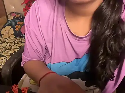 Snapshot of Reena_R chatting on September 14, 2025, 7:53 am Reena R online show from September 14, 2025, 7:53 am