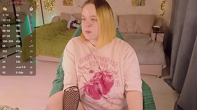 Snapshot of Aki_nohana chatting on September 29, 2025, 12:22 pm Aki nohana online show from September 29, 2025, 12:22 pm