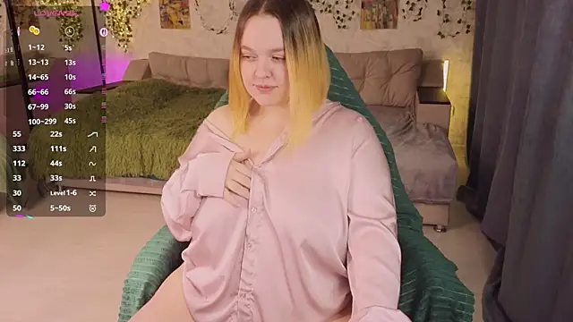 Snapshot of Aki_nohana chatting on November 1, 2025, 11:37 am Aki nohana online show from November 1, 2025, 11:37 am