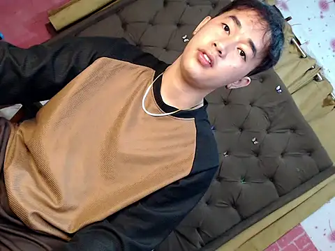 Snapshot of mr_chandy chatting on February 20, 2026, 10:55 pm mr chandy online show from February 20, 2026, 10:55 pm