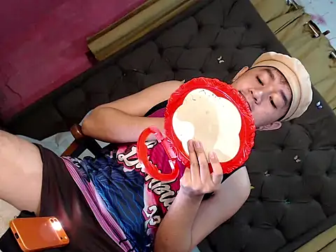 Snapshot of mr_chandy chatting on February 24, 2026, 10:54 pm mr chandy online show from February 24, 2026, 10:54 pm