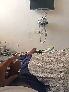 meenahotdarling online show from September 23, 2025, 2:51 am